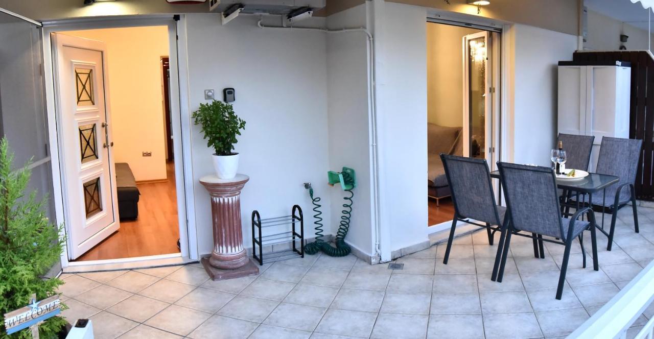 Holiday Blue Appartement PalaiónTsiflíkion Buitenkant foto